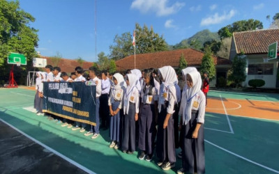 SMANSA Jaya Sambut Siswa Baru dengan Semangat Luar Biasa di MPLS 2025